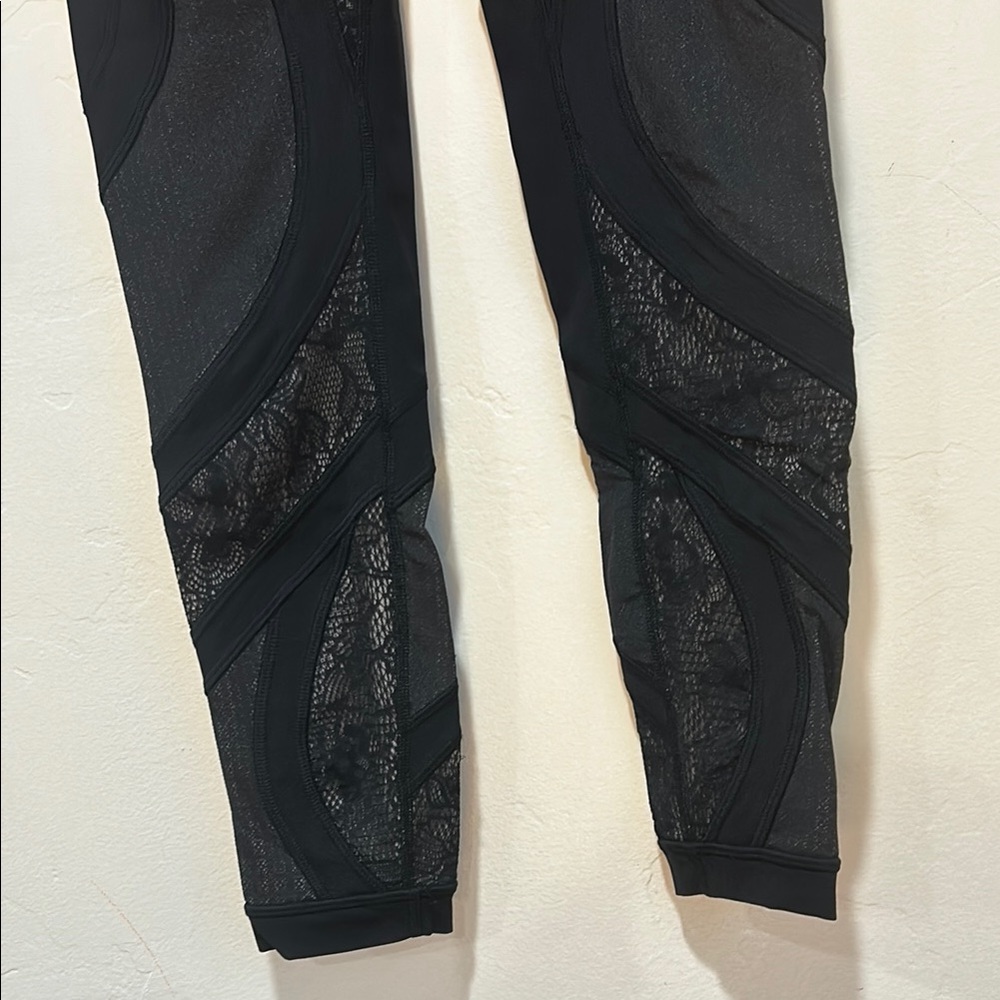 Lululemon Wunder Under Lace Leggings - Picture 7 of 15